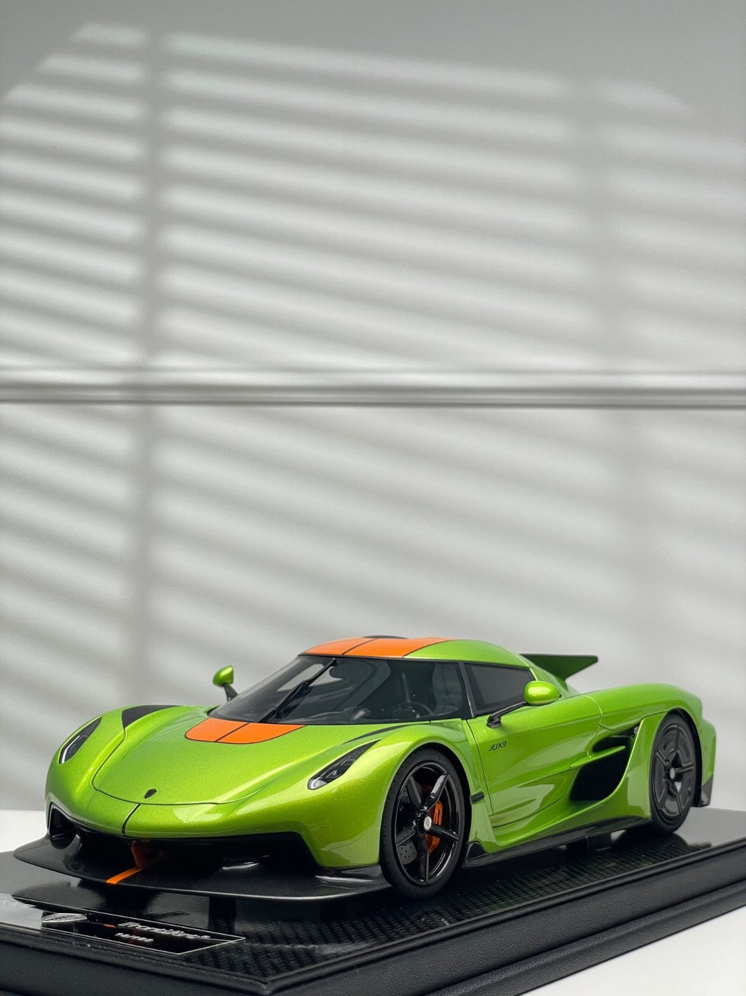 Koenigsegg Jesko Absolut (Green) [FrontiArt] 1/18 scale