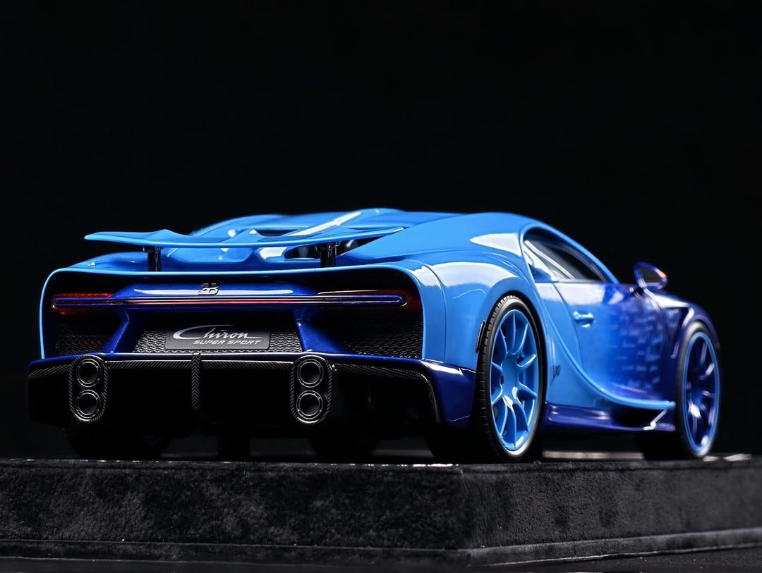 Bugatti Chiron Super Sport (L'Ultime) [Henson&Heaven] 1/18 scale