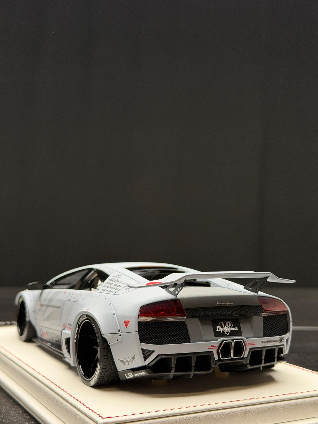 Lamborghini Murcielago LBWK (Matte Gray) [Davis & Giovanni] 1:18 scale