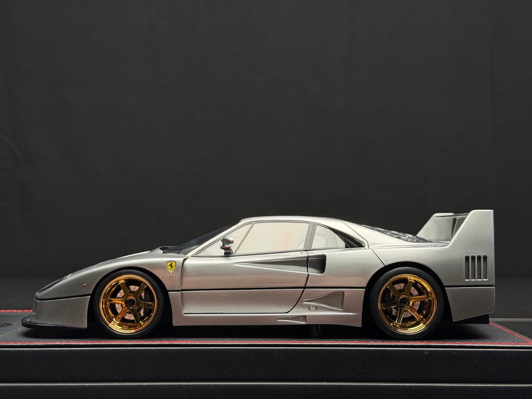 Ferrari F40 (Silver) [DIECAST SHOW] 1:18 scale