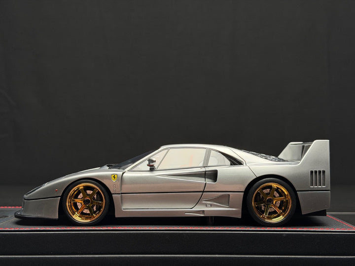 Ferrari F40 (Silver) [DIECAST SHOW] 1:18 scale