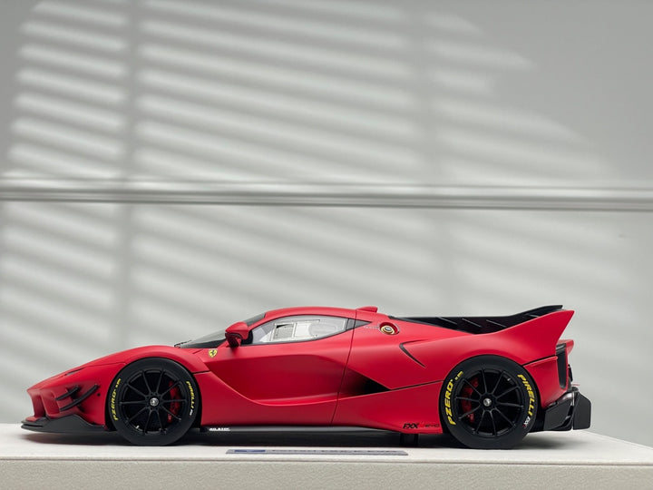 Ferrari FXX-K EVO (Matte Red) [Hermez Collection] 1/18 scale