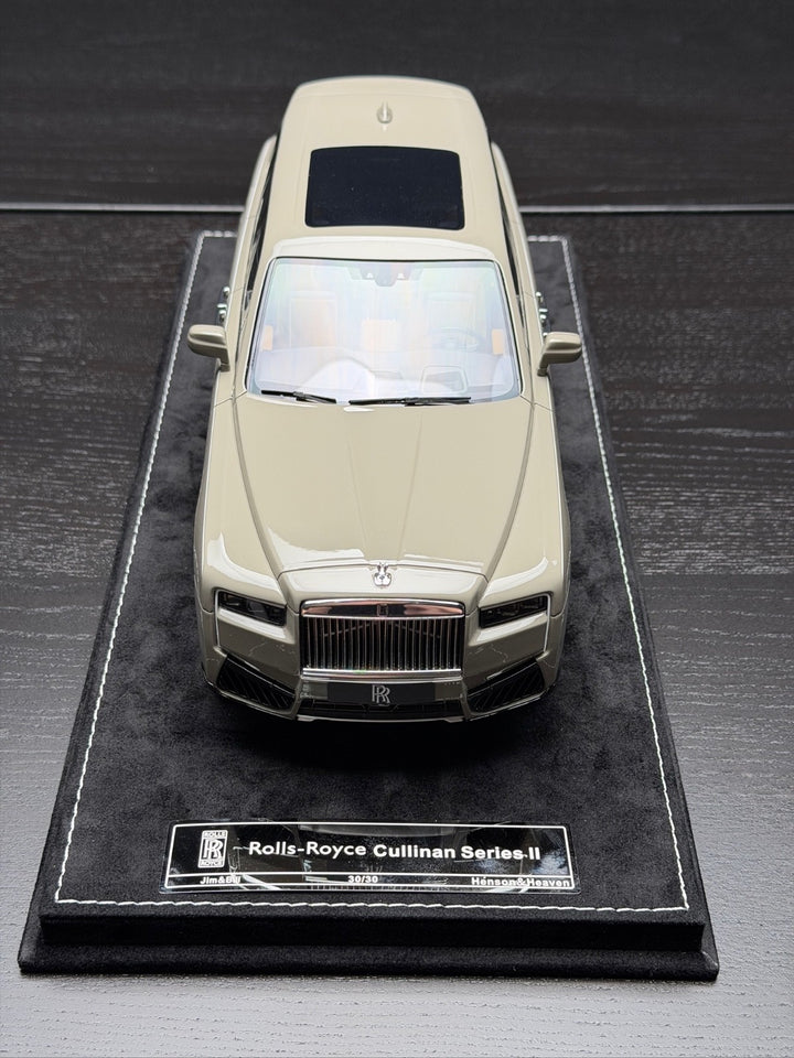 Rolls-Royce Cullinan Series II (Gray) [H&H] 1/18 scale