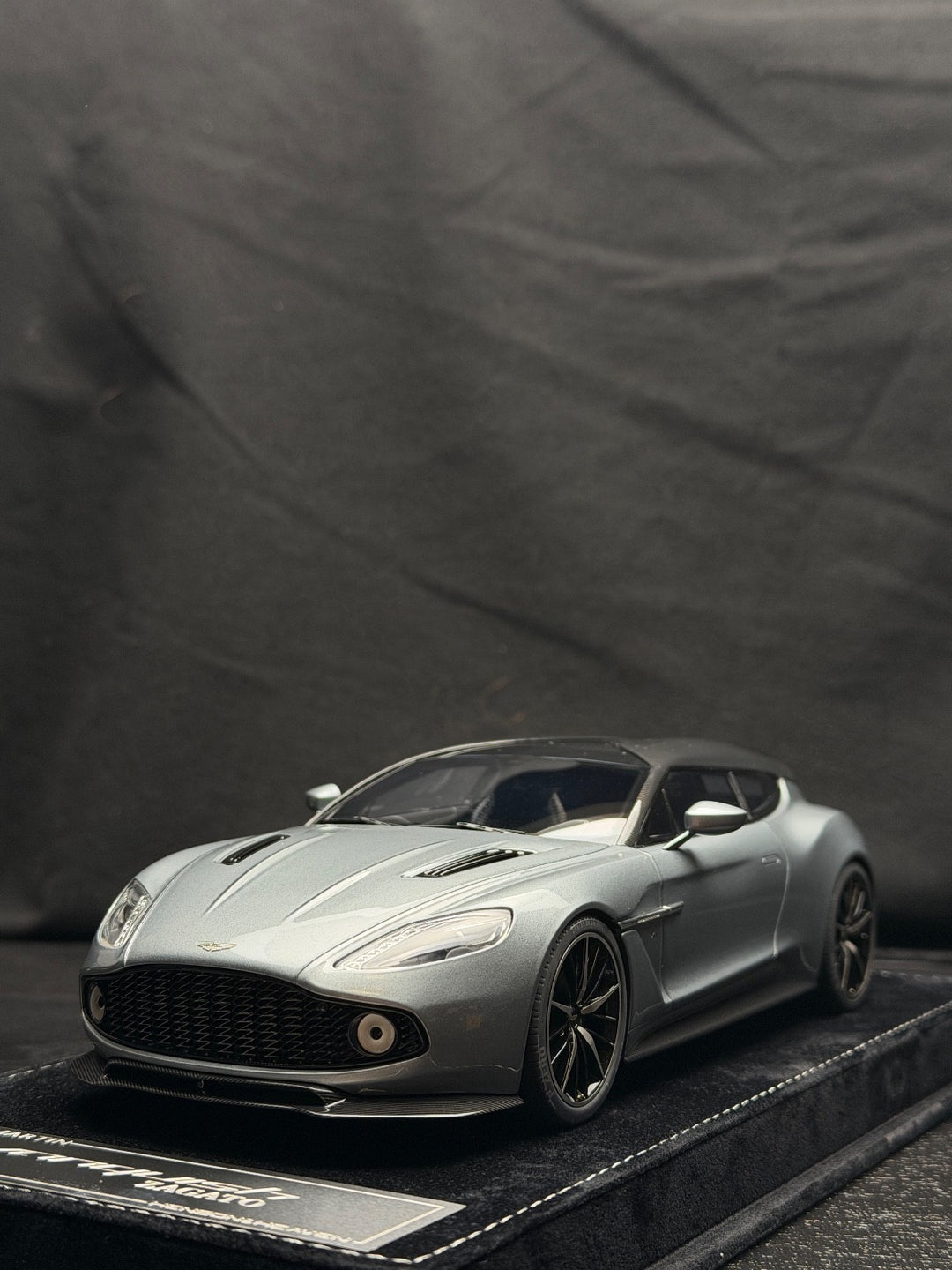 Aston Martin Vanquish Zagato (Ice Blue) [Henson&Heaven] 1/18 scale