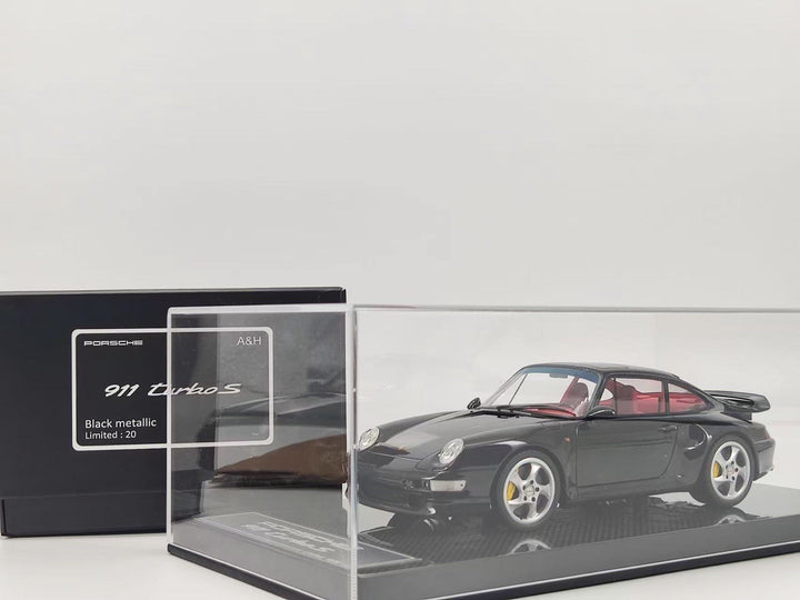 Porsche 911 Turbo S (Black) [Dino Model] 1/18 scale