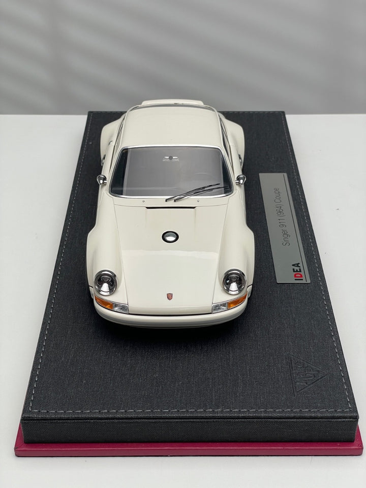 Porsche 911 Singer Coupe (Ivory White) [Make Up IDEA] 1/18 scale