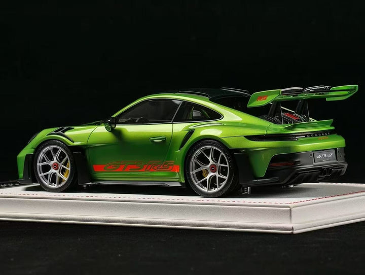 Porsche 911 GT3RS (Metallic Green) [Davis & Giovanni] 1:18 scale