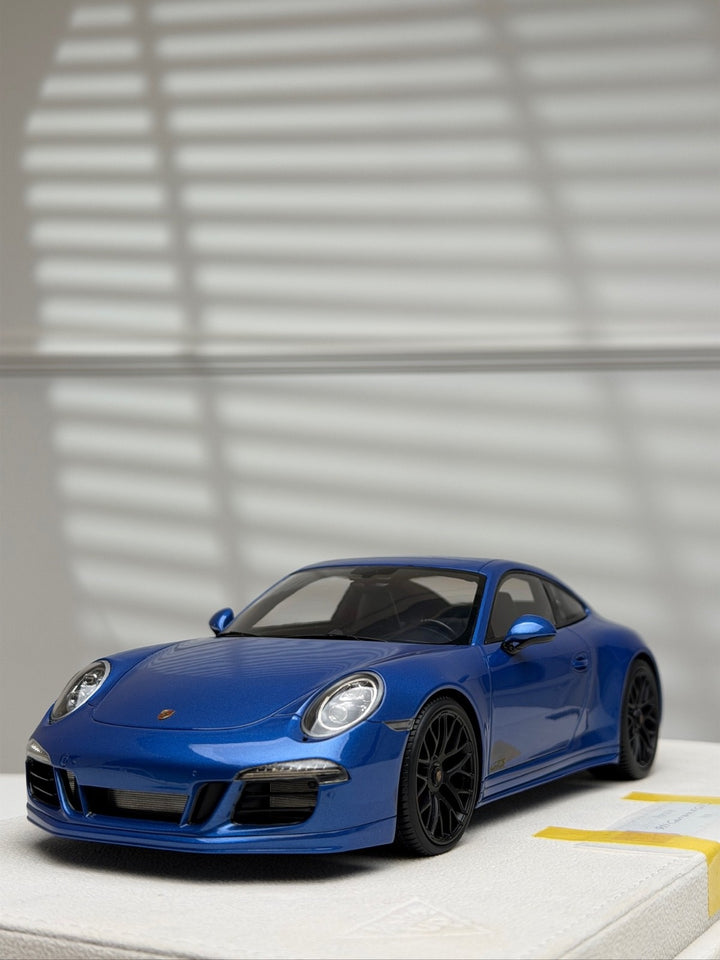 Porsche 911 Carrera 4 GTS (Blue) [Make up Eidolon] 1/18 scale