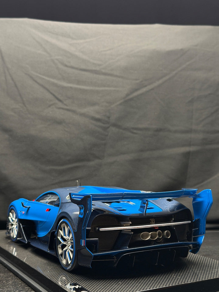 Bugatti Vision GT (Launch Version) [Runner] 1:12 scale