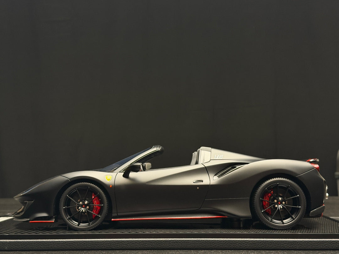 Ferrari 488 Pista Spider (Matte Black) [BBR] 1:12 scale
