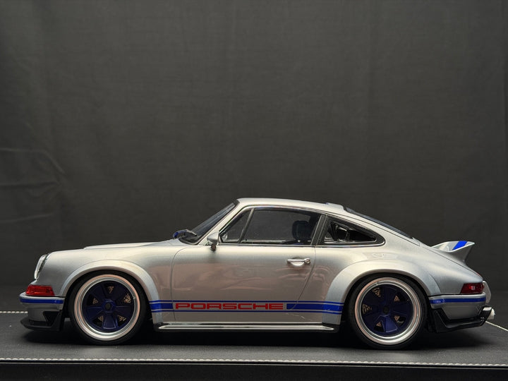 Porsche 911 Singer DLS (Silver/ Blue Stripe) [IVY Model] 1:12 scale