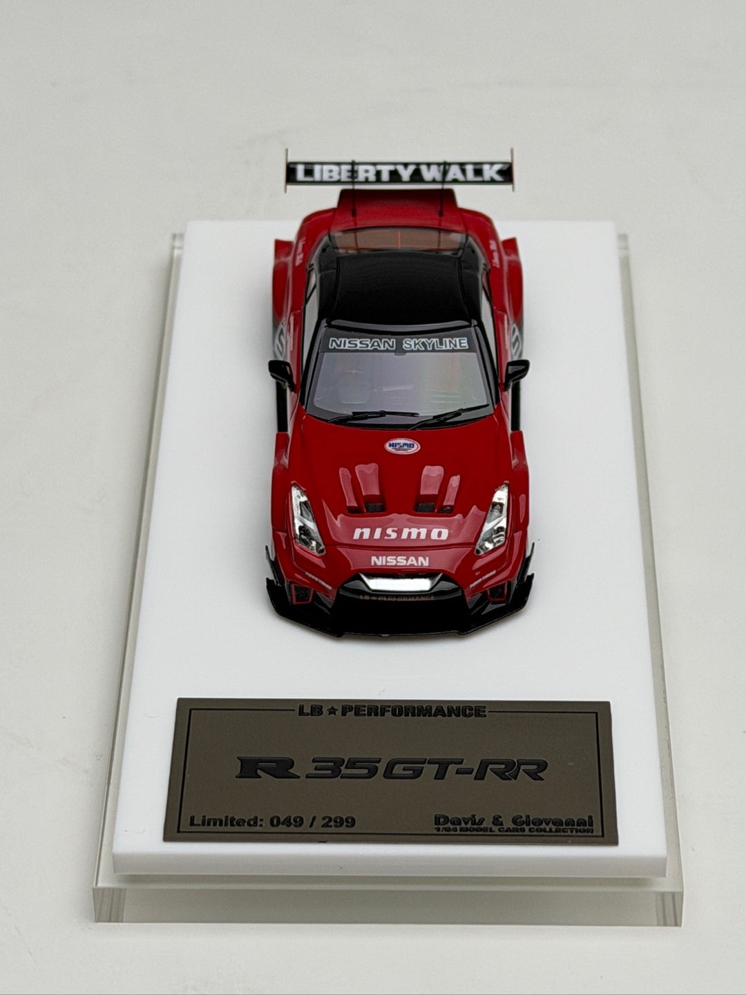 2-in-1 Nissan R35 GT-RR LBWK (Zero Fighter & NISMO)[Davis & Giovanni] 1:64 scale