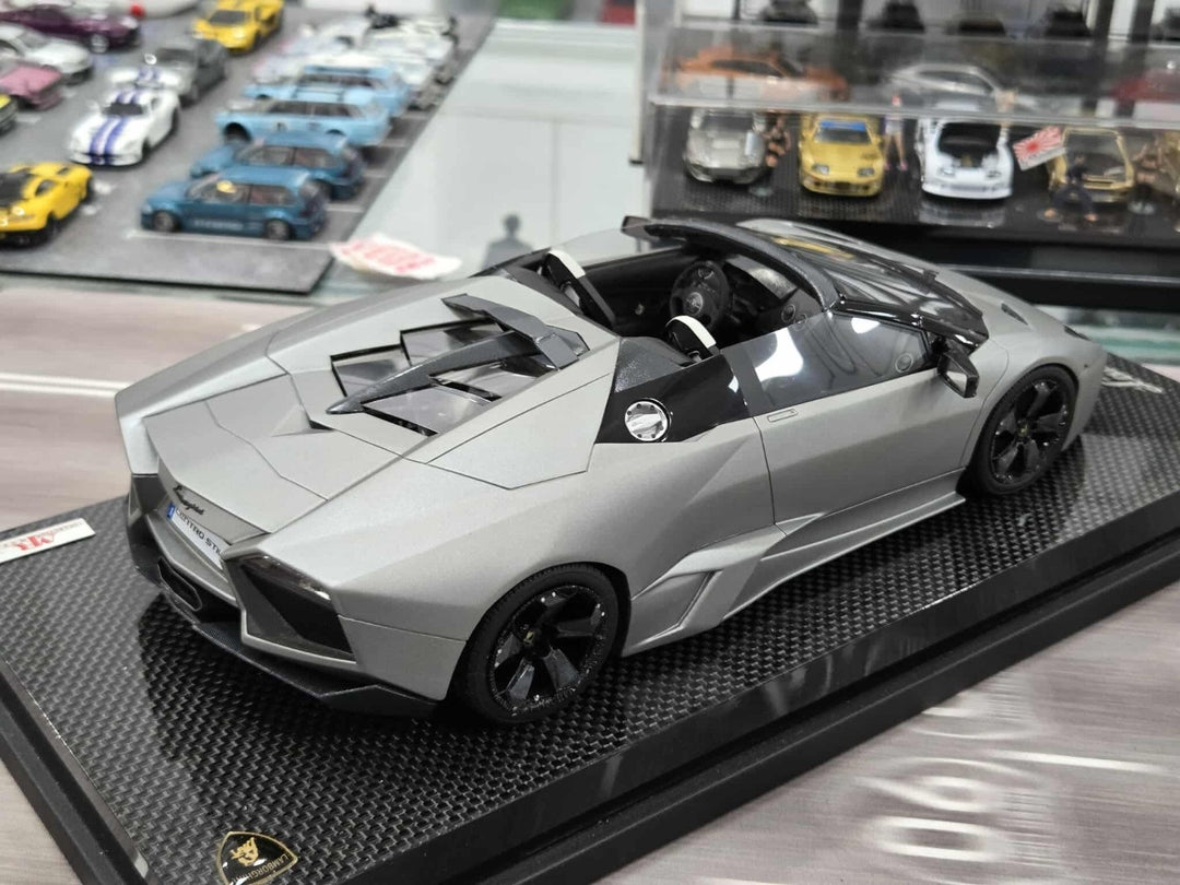 Lamborghini Reventon Roadster (Matte Gray) [MR Collection] 1/18 scale