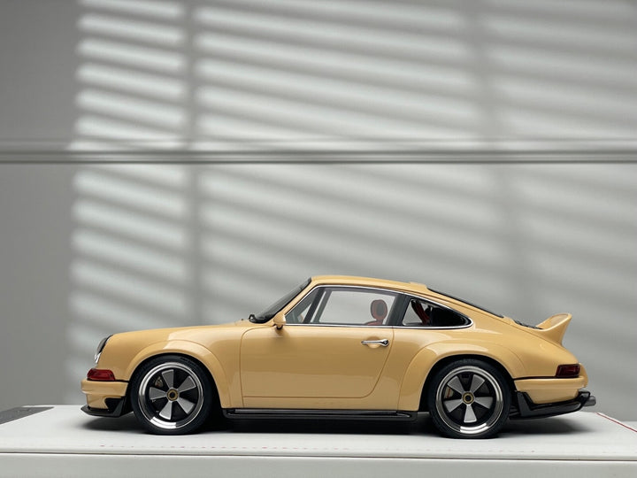 Porsche 911 Singer DLS (Ivory) [IVY Merit Model] 1/18 scale