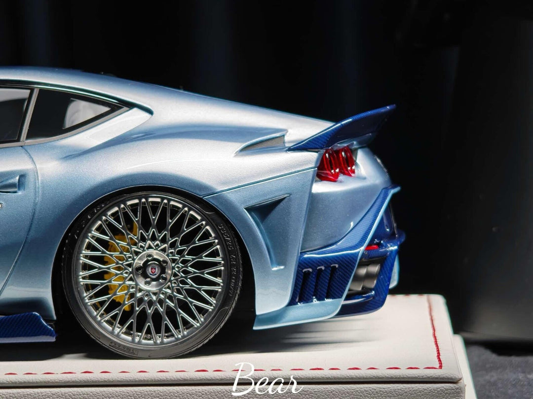 Ferrari 812 Superfast SVR (Ice Blue Metallic) [Davis & Giovanni] 1:18 scale