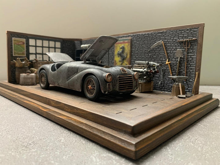 Classic Ferrari Barn Find/ Garage Diorama [1:18 scale]