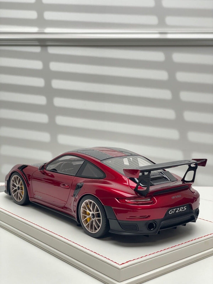 Porsche 911 GT2RS (Metallic Red) [Dino Model] 1/18 scale