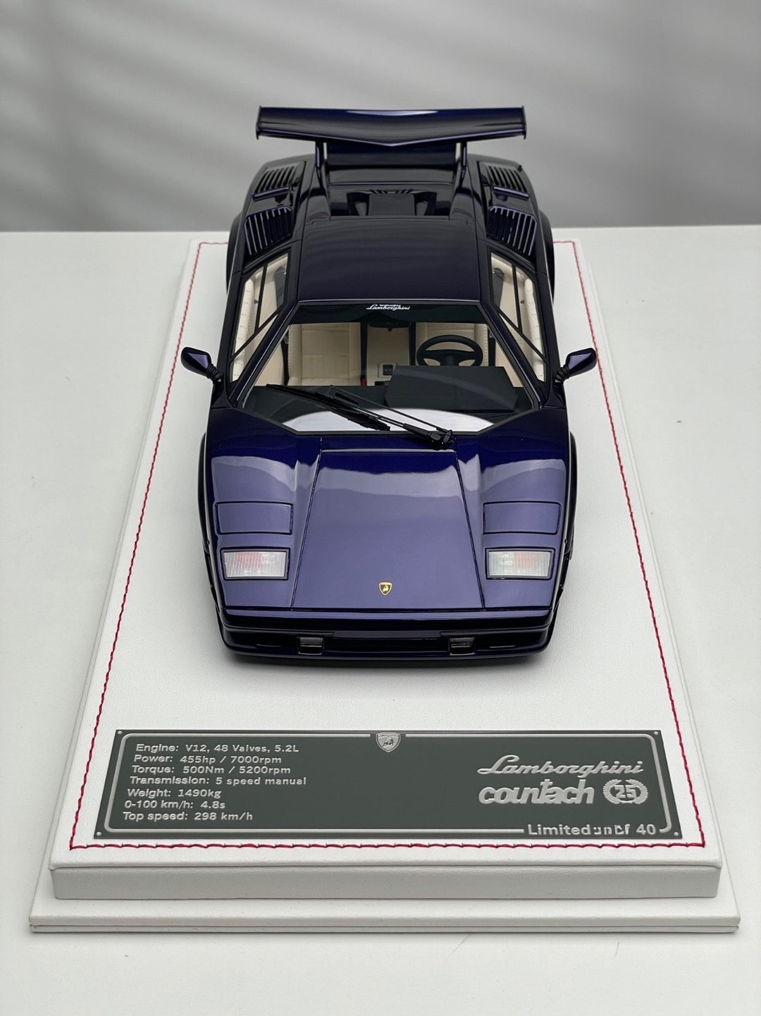 Lamborghini Countach 25th Anniversary (Purple) [Davis & Giovanni] 1/18 scale