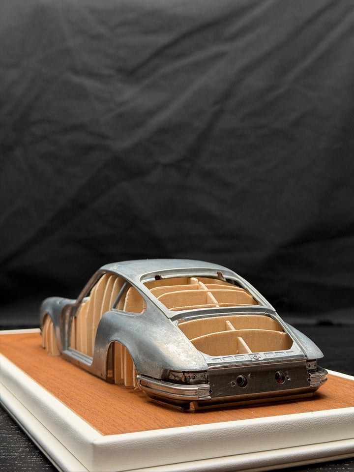 Deconstructed Porsche 911 Body [Handmade] 1:18 scale
