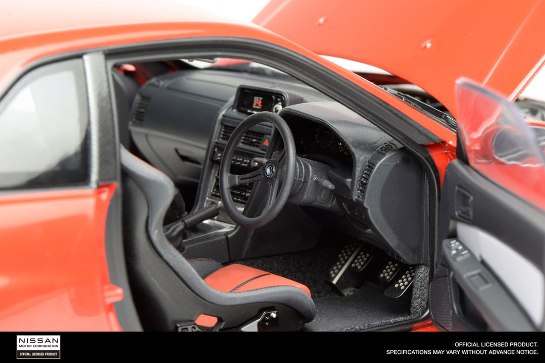 Nissan R34 Skyline GT-R (Red) [Motorhelix] 1/18 scale
