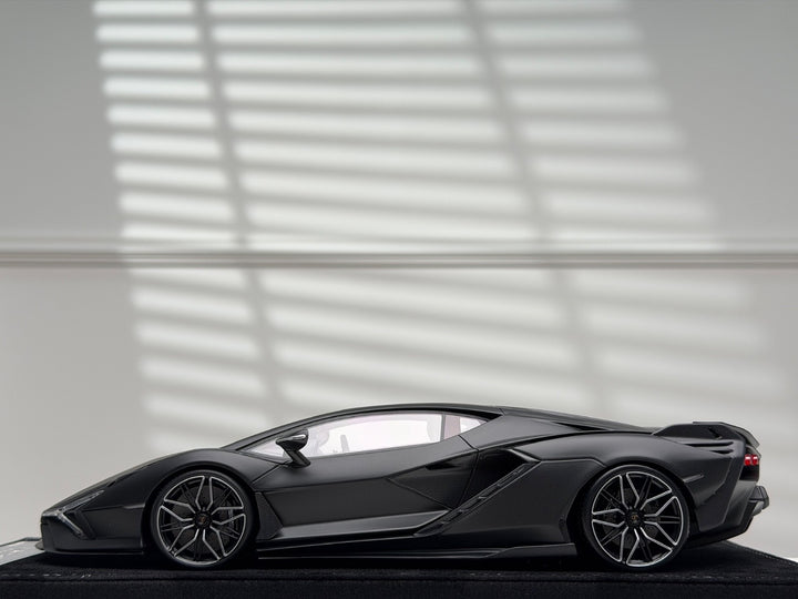 Lamborghini Sian FKP 37 (Matte Black) [Henson&Heaven] 1/18 scale