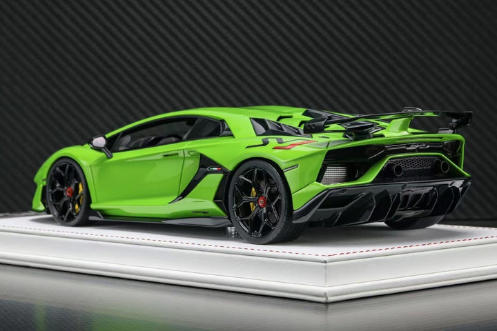 Lamborghini Aventador SVJ NOVITEC (Green) [Davis & Giovanni] 1:18 scale