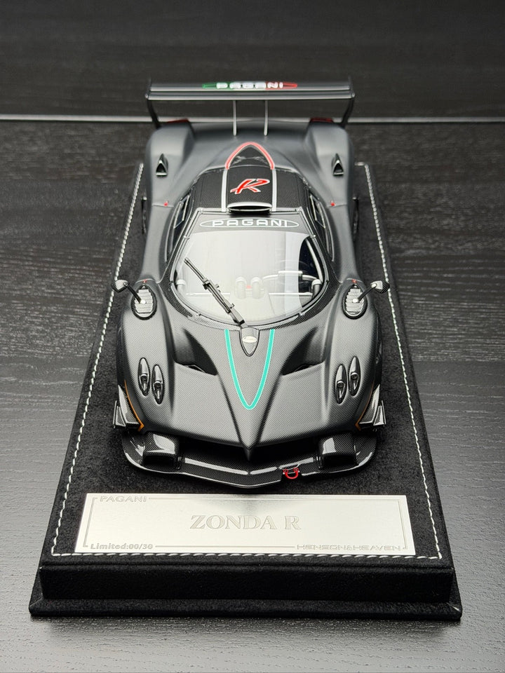 Pagani Zonda R (Matte Carbon Fiber) [Henson&Heaven] 1/18 scale