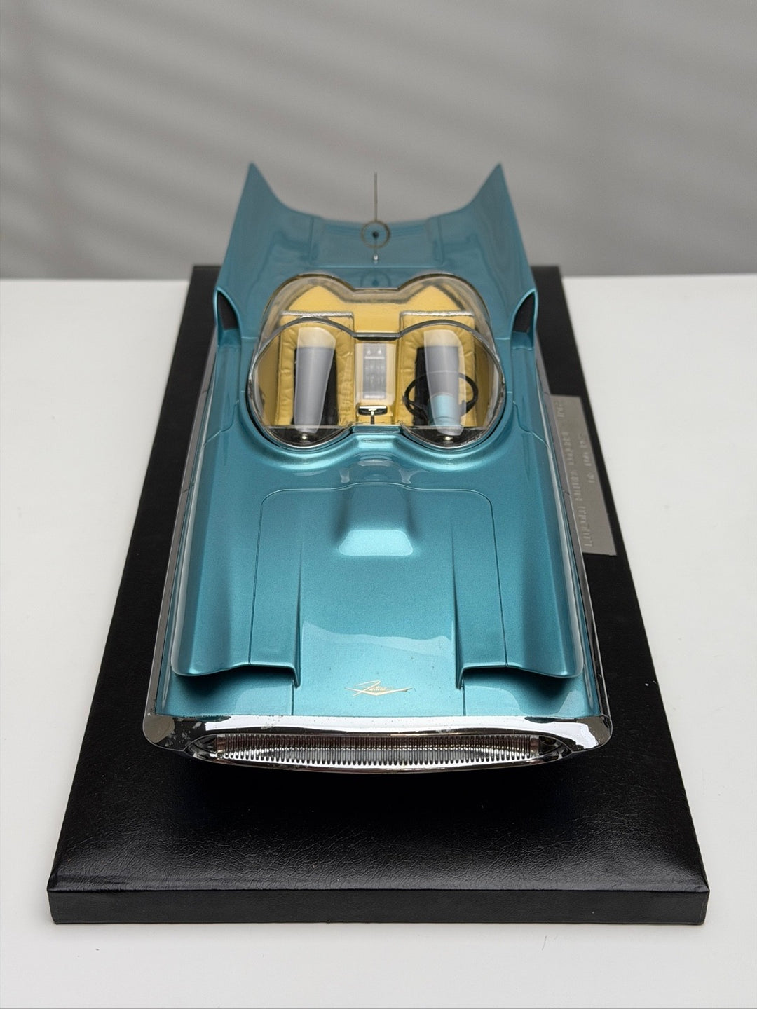 1955 Lincoln Futura Concept (Blue) [HRN-Models] 1/18 scale