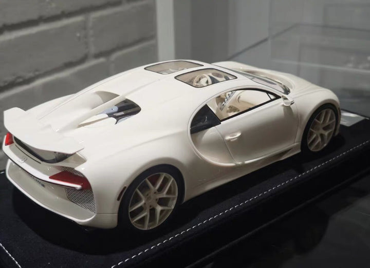 Bugatti Chiron Sport (Hermes) [Henson&Heaven] 1/18 scale