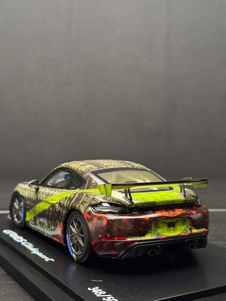 Porsche 911 GT4 RS Clubsport (Cayman Hunter) [Spark] 1:18 scale