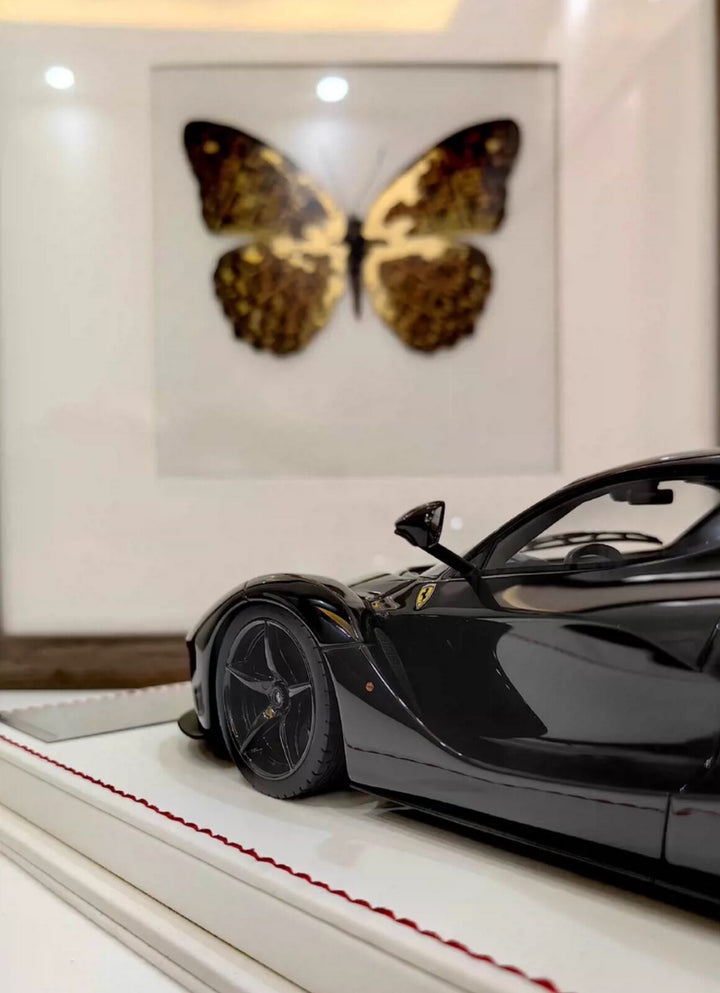 Ferrari LaFerrari (Gloss Black) [Davis & Giovanni] 1:18 scale