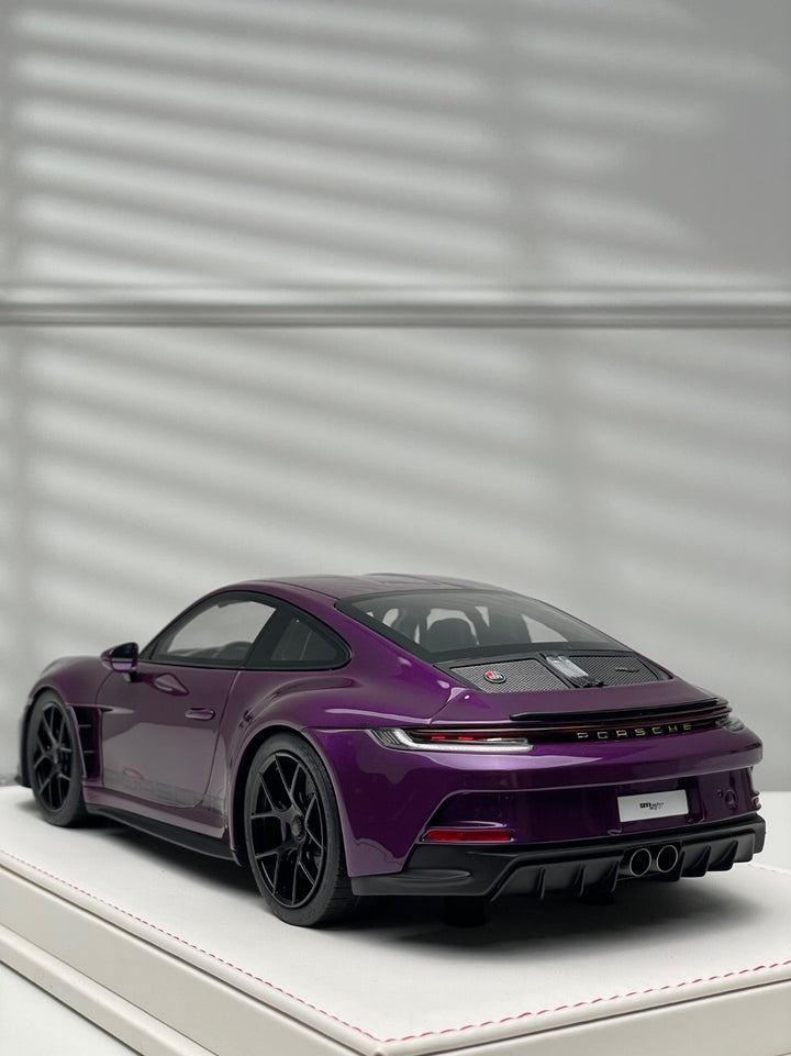 Porsche 911 S/T (Purple/ Black Rims) [Ivy Merit Model] 1/18 scale