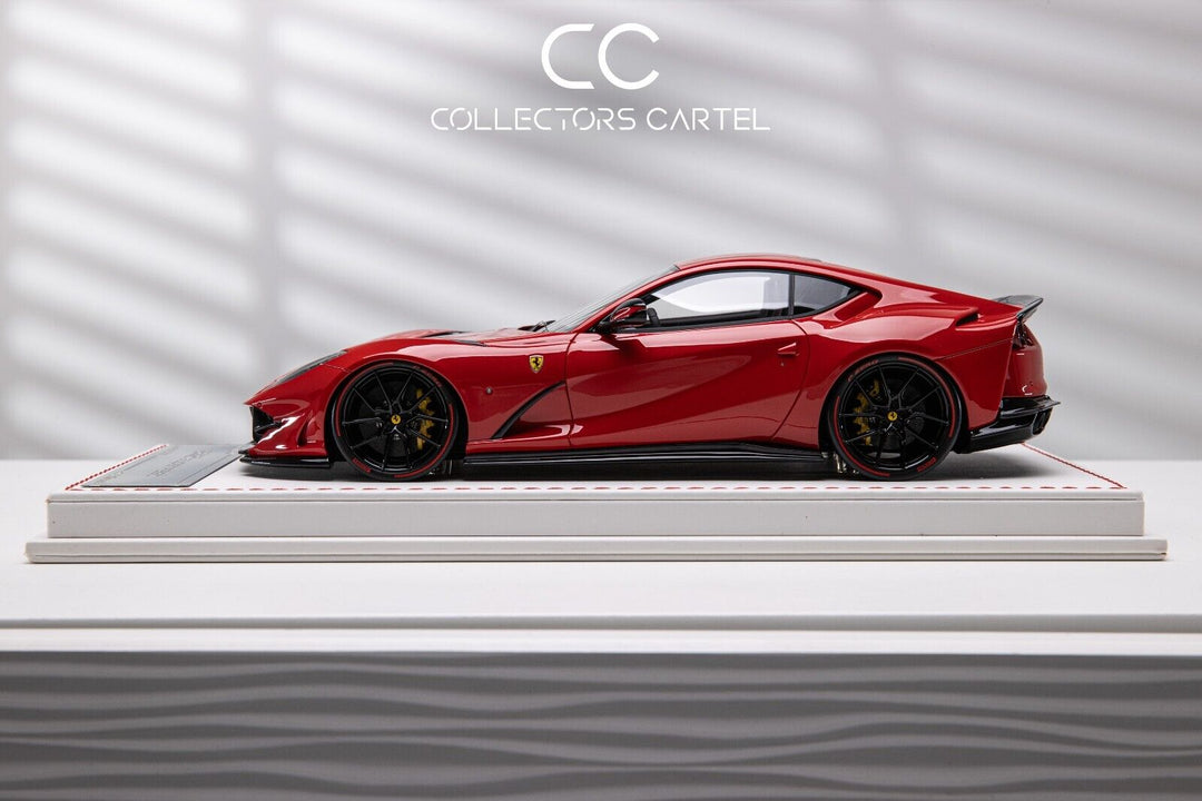 Ferrari 812 Superfast NOVITEC (Rosso Corsa) [Davis & Giovanni] 1/18 scale