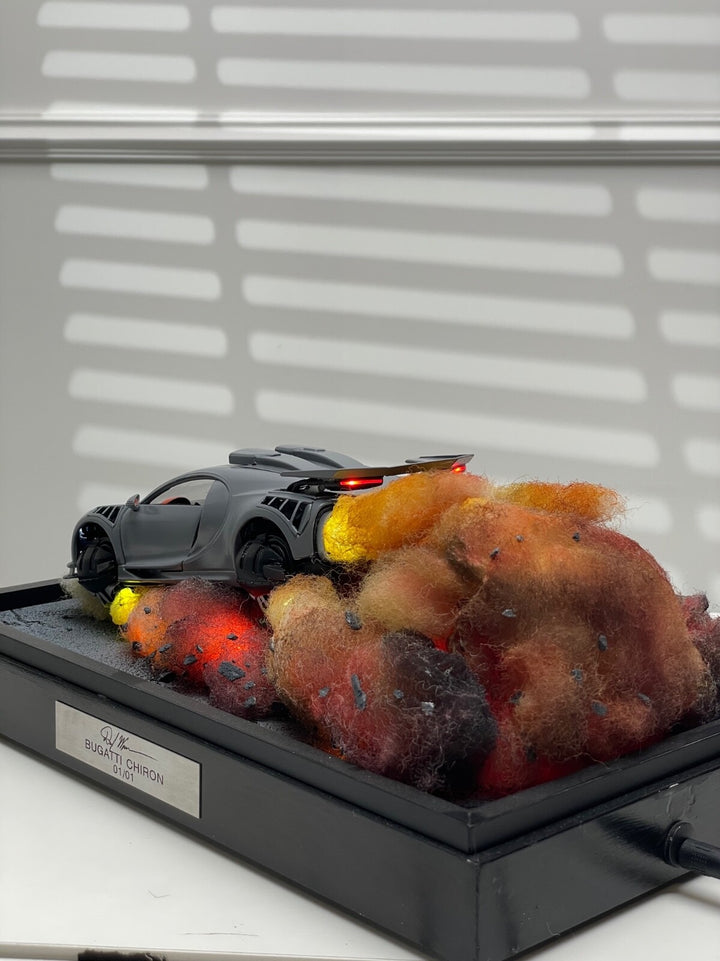 Bugatti Chiron Diorama with Lights [1:24 scale]