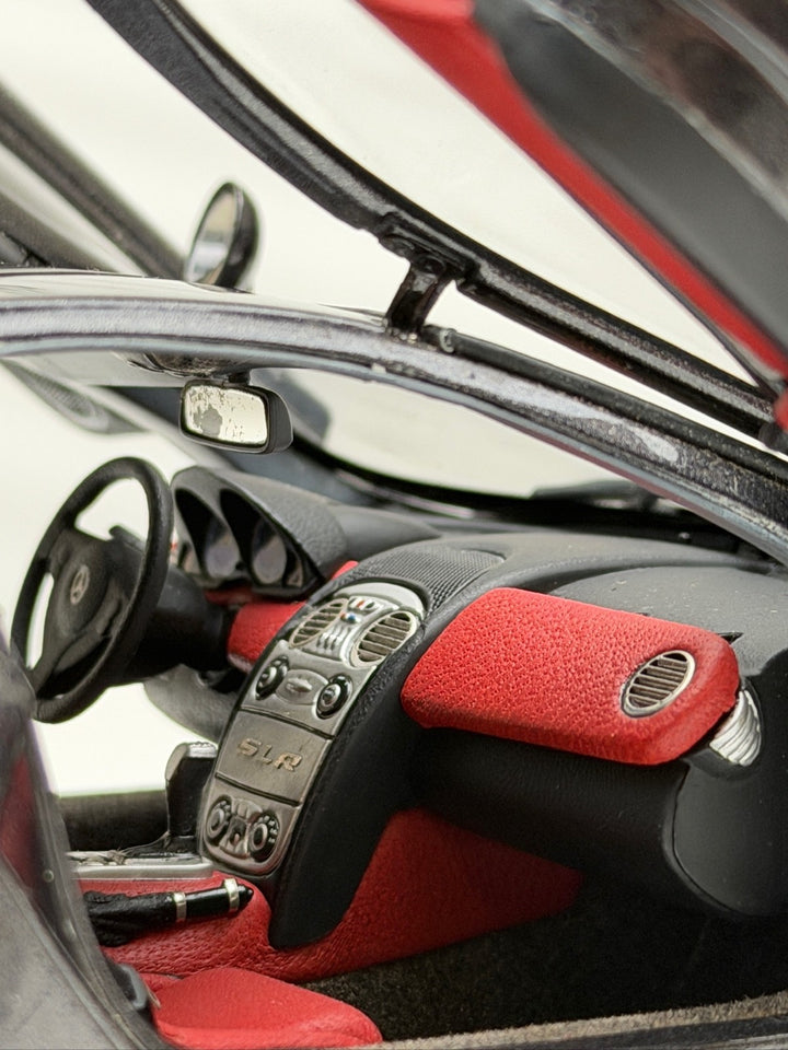 Mercedes-Benz SLR McLaren (Dark Gray) [CMC] 1:18 scale
