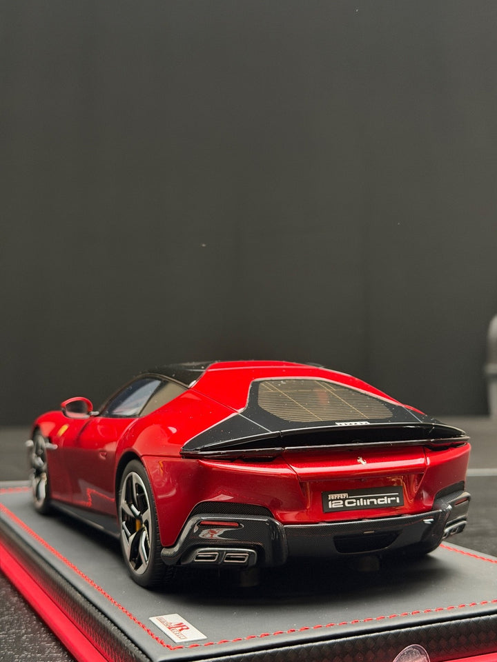 Ferrari 12Cilindri (Red) [MR Collection] 1/18 scale