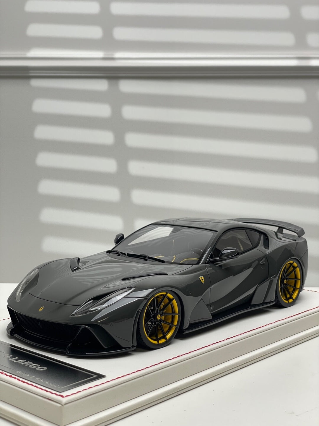 Ferrari 812 N-LARGO NOVITEC (Dark Gray) [Davis & Giovanni] 1:18 scale