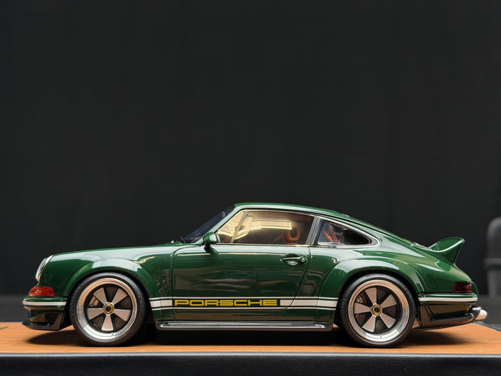 Porsche 911 Singer DLS (Dark Green) [Timothy & Pierre] 1/18 scale