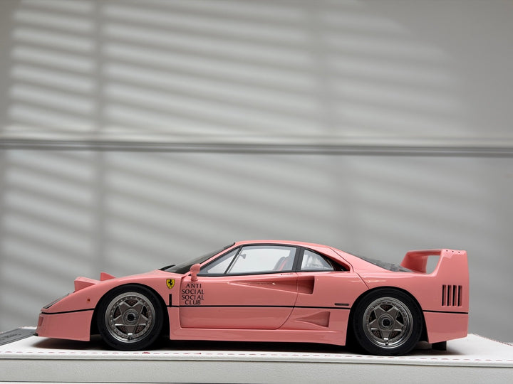 Ferrari F40 (Pink Anti Social Social Club) [GL Model] 1/18 scale