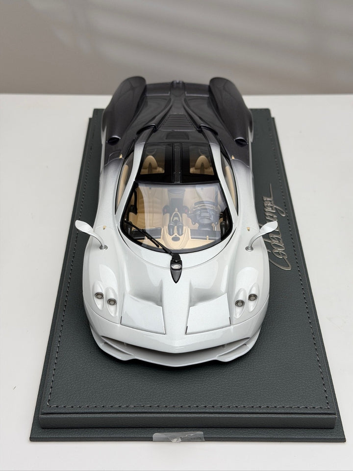 Pagani Huayra Codalunga (White/ Silver) [BBR] 1:18 scale