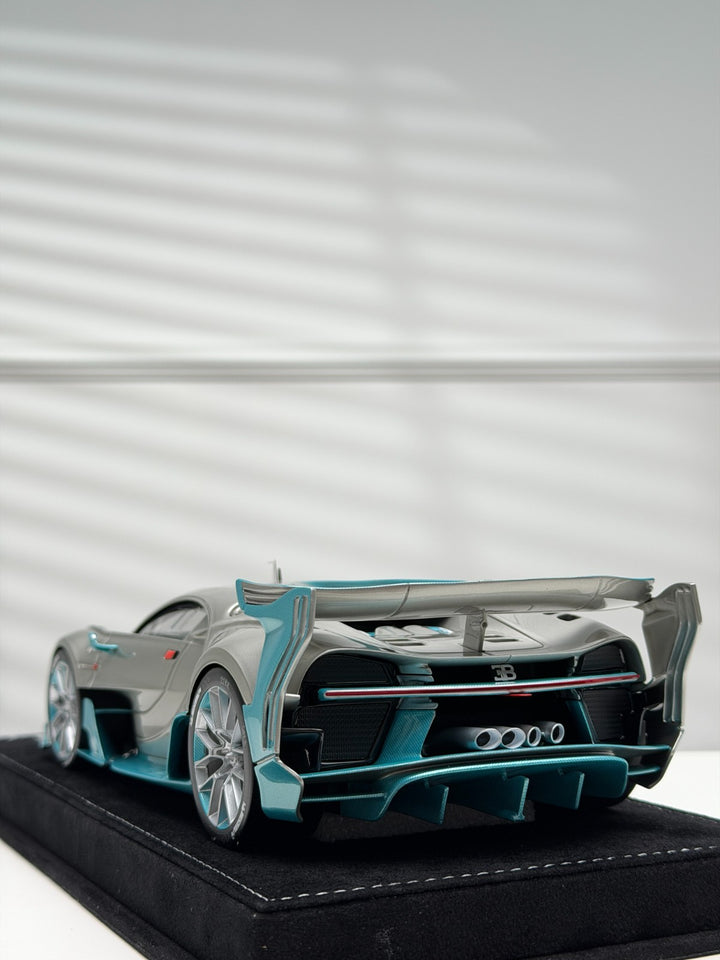 Bugatti Vision GT (Silver/ Blue Carbon) [Henson&Heaven] 1/18 scale