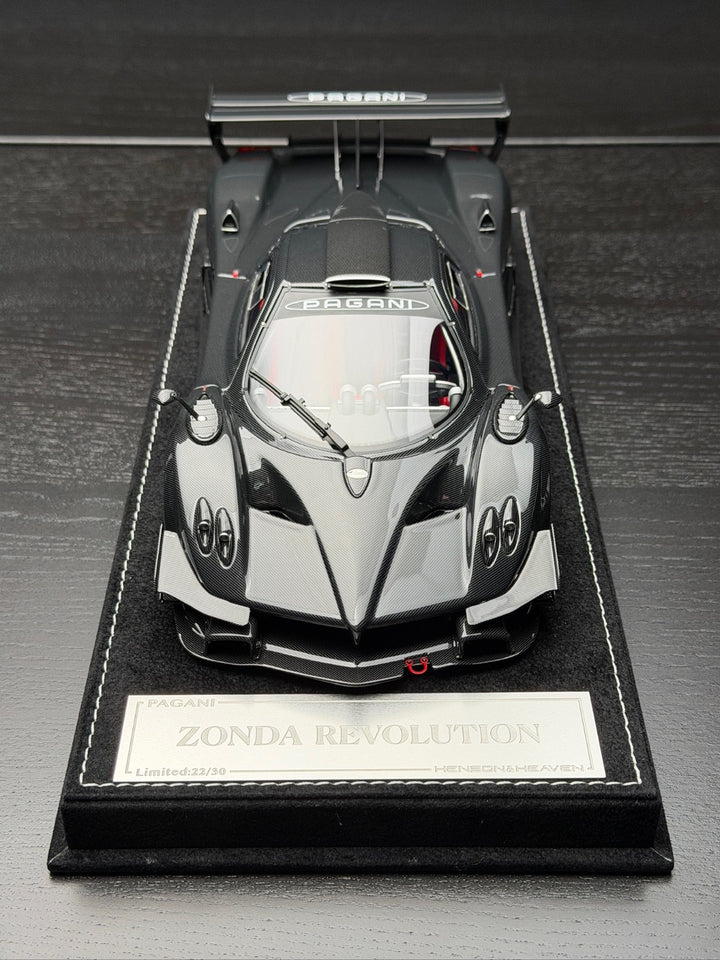 Pagani Zonda Revolution (Carbon Fiber) [Henson&Heaven] 1/18 scale
