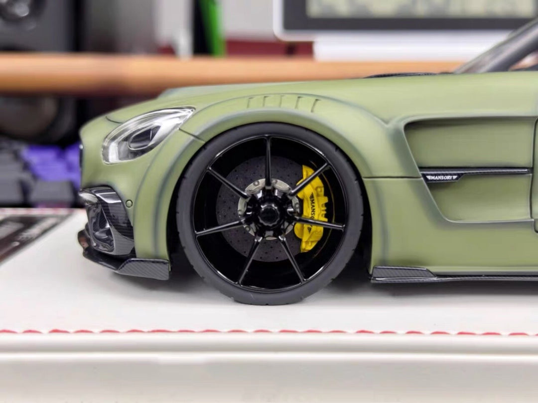 Mercedes-Benz AMG-GT Mansory (Matt Military Green) [Davis & Giovanni] 1/18 scale