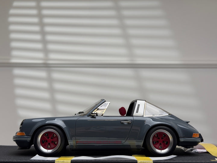 Porsche 911 Targa Singer (Dark Gray) [Make up IDEA] 1/18 scale