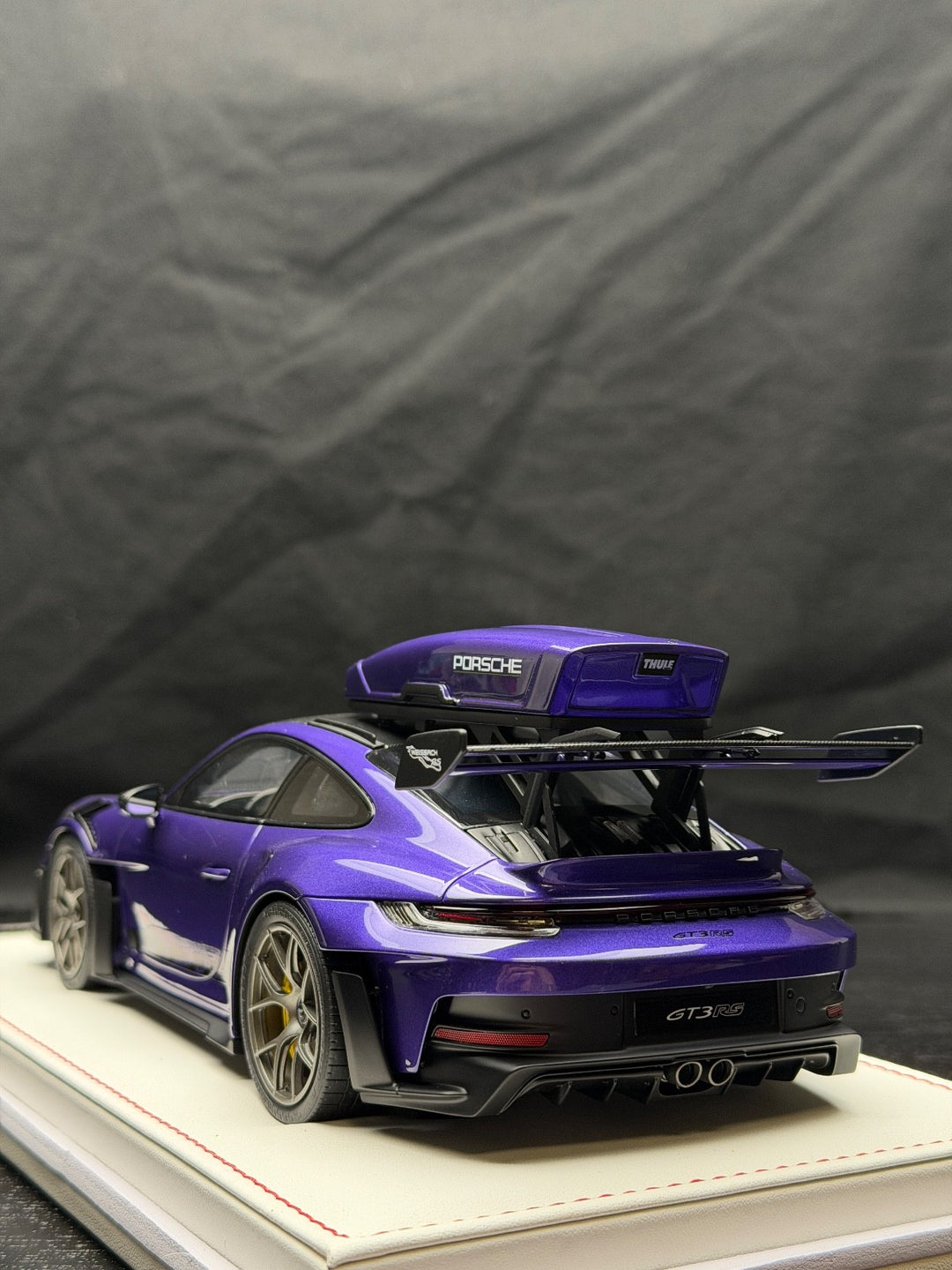 Porsche 911 GT3 RS w/ Roof Rack (Purple/ Black) [IVY Model] 1:18 scale