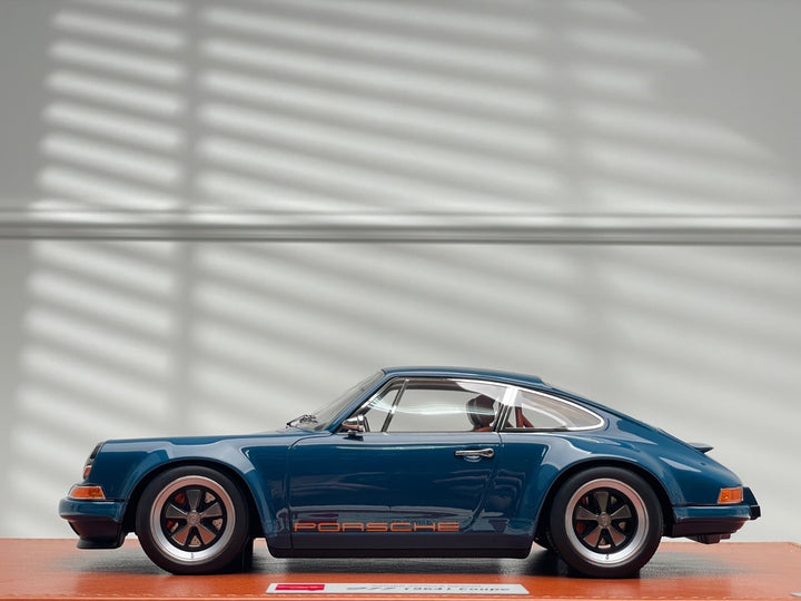 Porsche 911 Coupe Singer (Resistance Blue) [Make up Eidolon] 1/18 scale