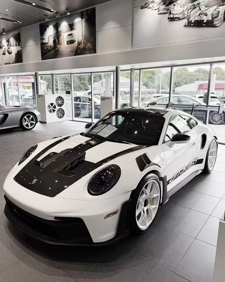 Porsche 911 GT3RS (Gloss White) [Davis & Giovanni] 1:18 scale