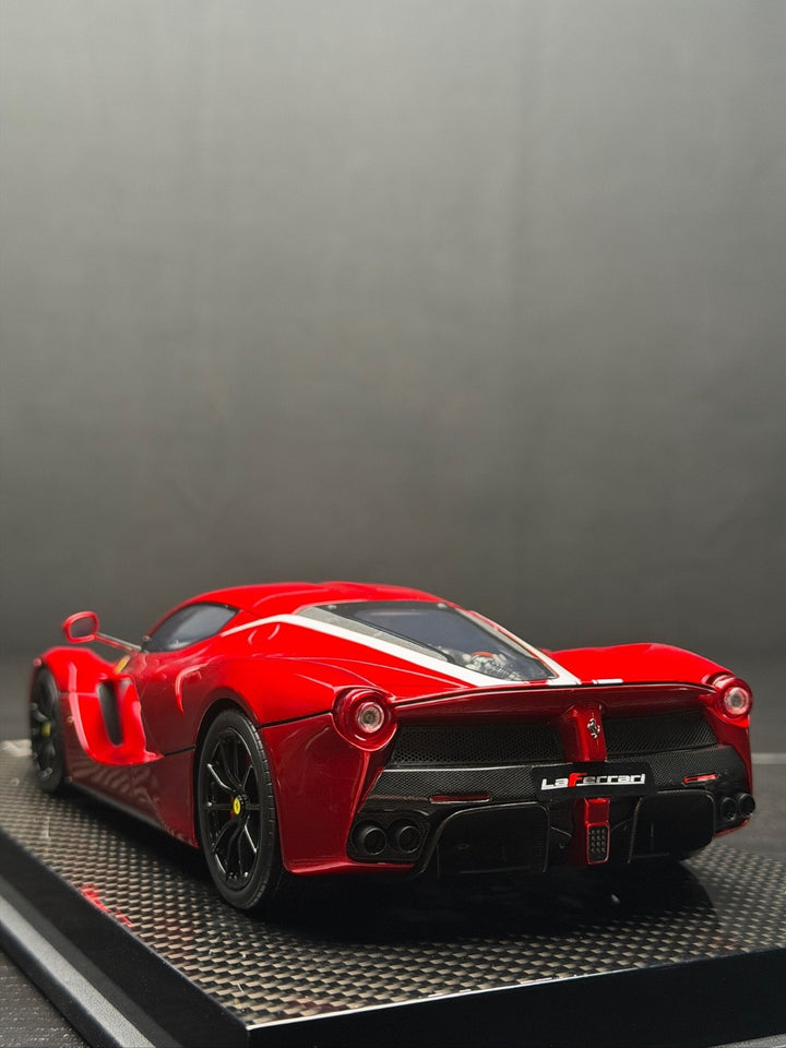 Ferrari LaFerrari (Metallic Red) [Gavin] 1:18 scale
