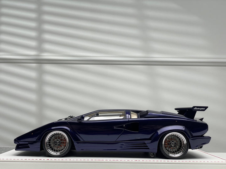 Lamborghini Countach 25th Anniversary (Purple) [Davis & Giovanni] 1/18 scale