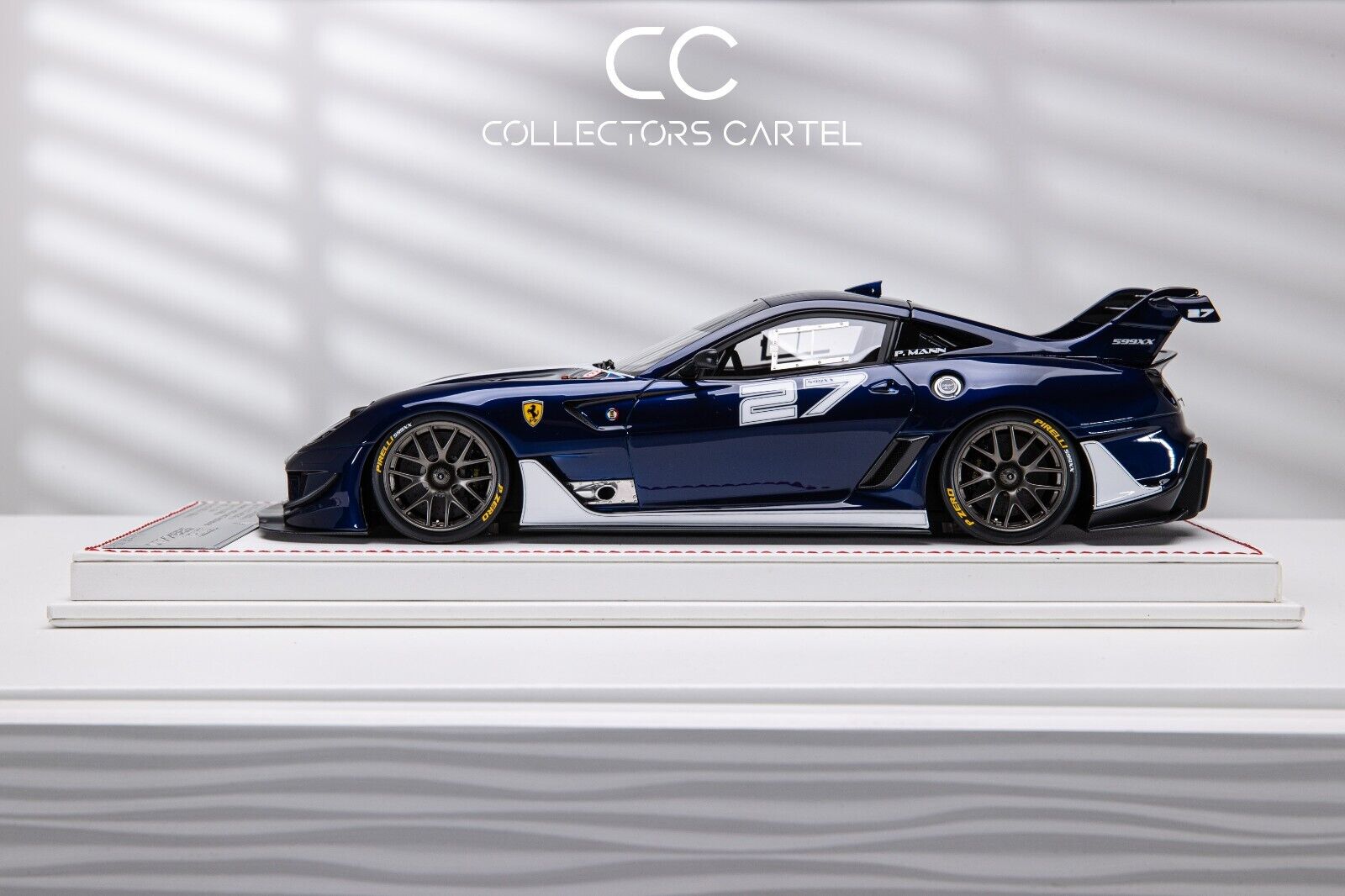 Ferrari 599XX EVO (Blue/White 27) [Davis & Giovanni] 1/18